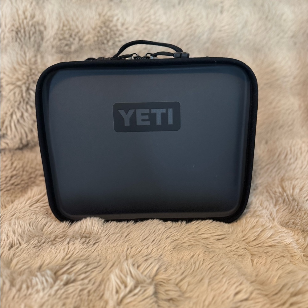 Yeti Lunchbox